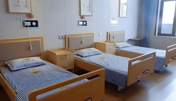 电影《南京照相馆》票房破4亿